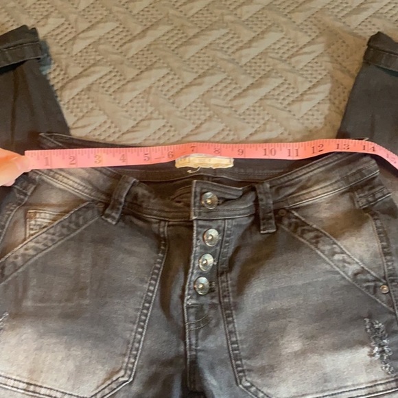 Free People : Distressed Ripped Jeans - 0 - Picture 8 of 16